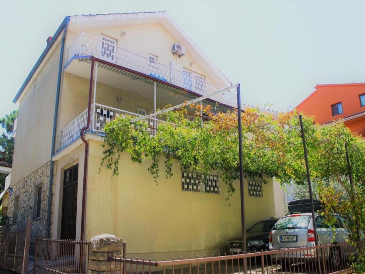 Apartmani Lucia Biograd Biograd Na Moru Eksteriør bilde
