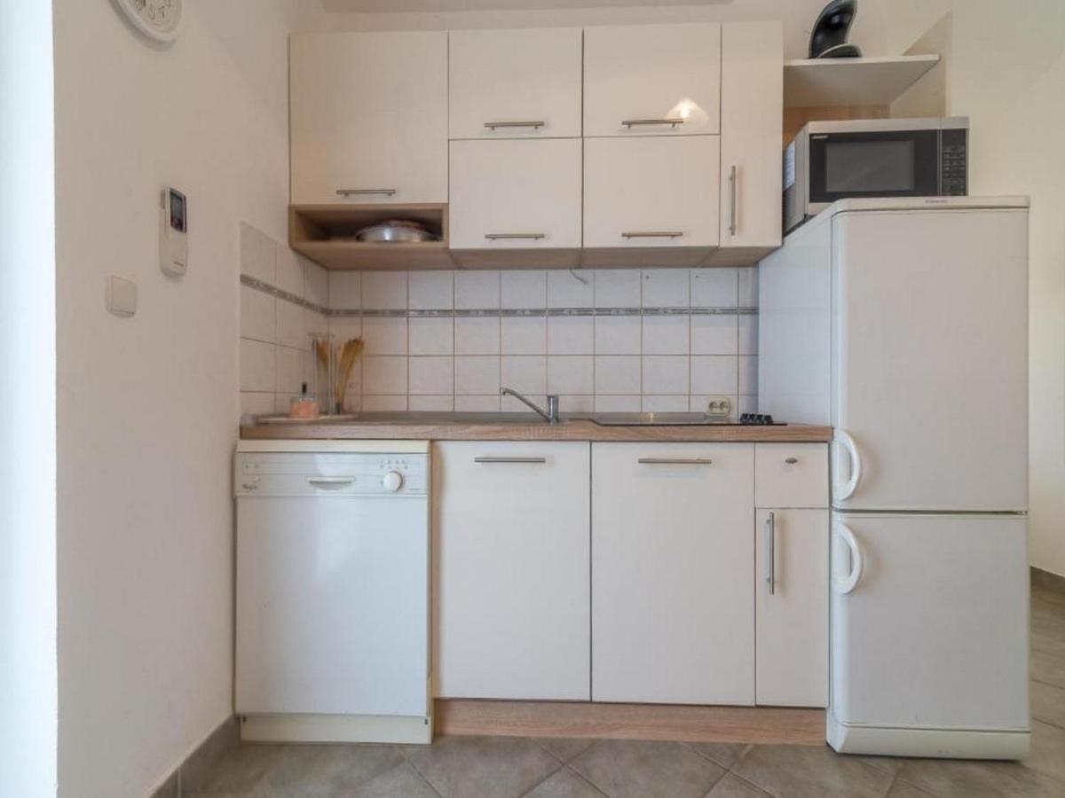 Apartmani Lucia Biograd Biograd Na Moru Eksteriør bilde