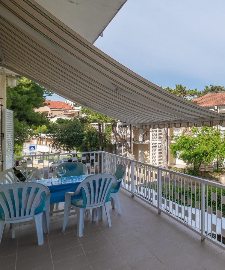 Apartmani Lucia Biograd Biograd Na Moru Eksteriør bilde