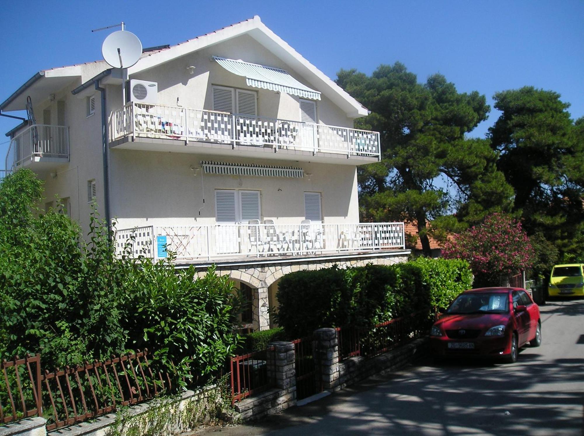 Apartmani Lucia Biograd Biograd Na Moru Eksteriør bilde