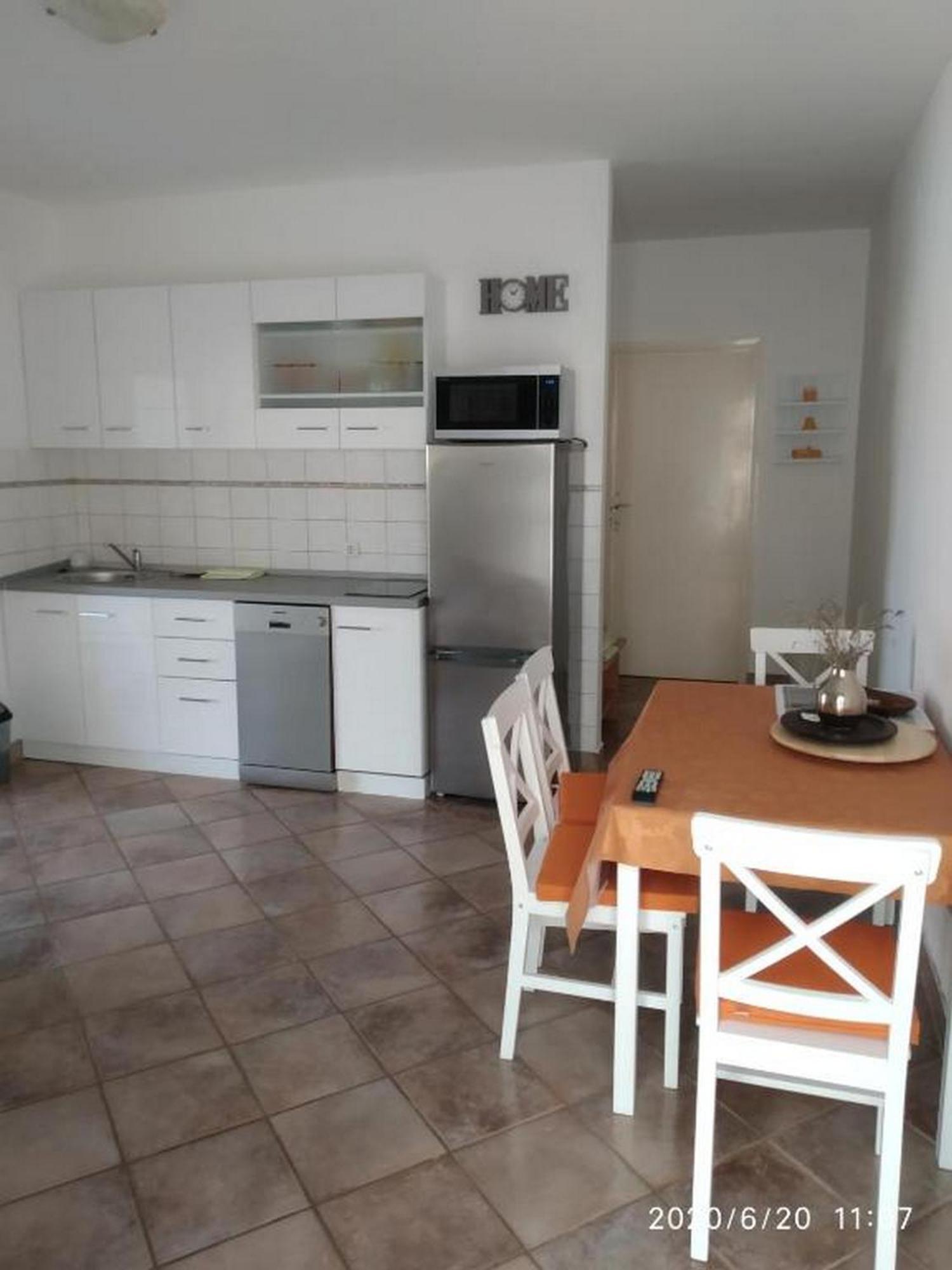 Apartmani Lucia Biograd Biograd Na Moru Rom bilde