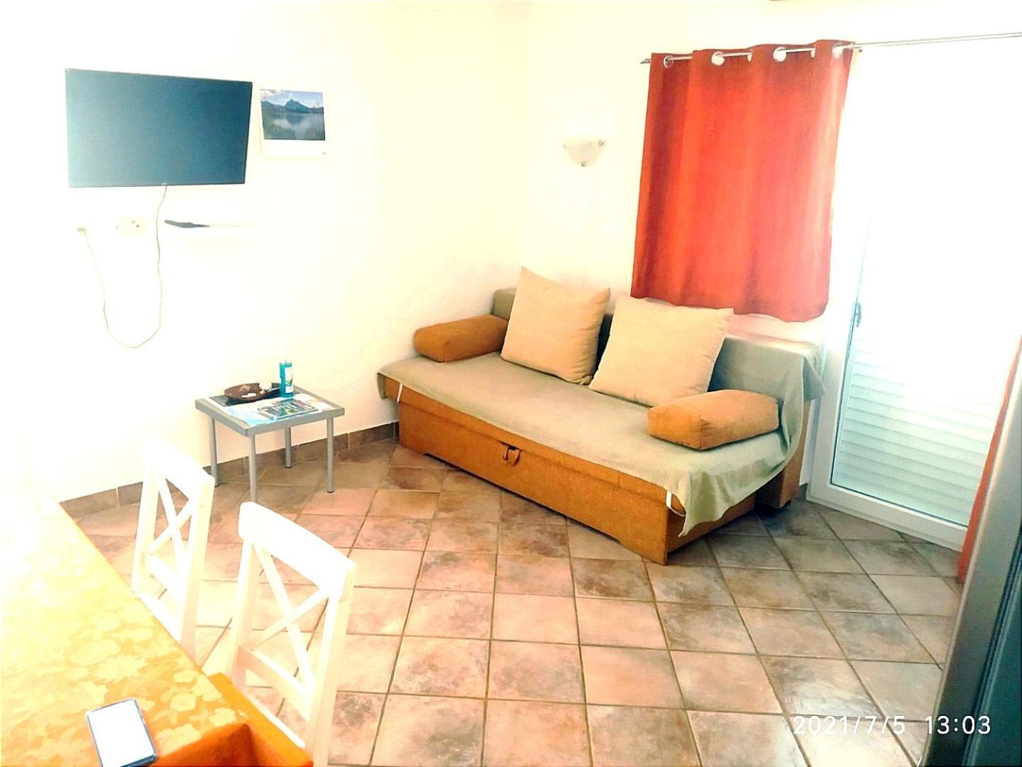 Apartmani Lucia Biograd Biograd Na Moru Eksteriør bilde